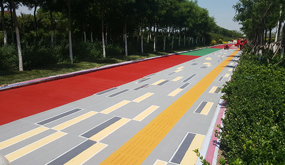 中新天津生态城彩色慢行道项目，共建可持续发展生态城市